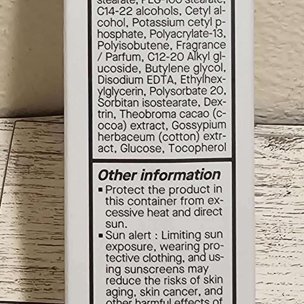 Vitamin E Sunscreen - Picture 2 of 3